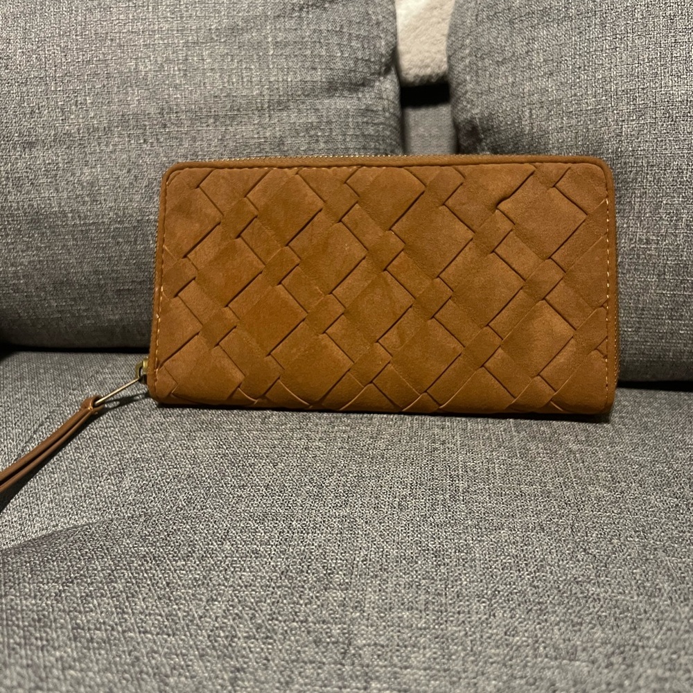 Universal Thread wallet - Picture 3 of 3